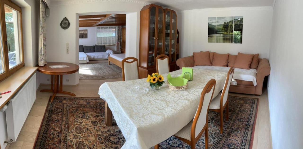 Haus Waldrand Apartamento Oberndorf in Tirol Exterior foto